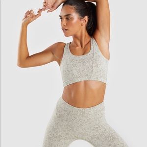 NWT gymshark Fleur khaki sports bra
